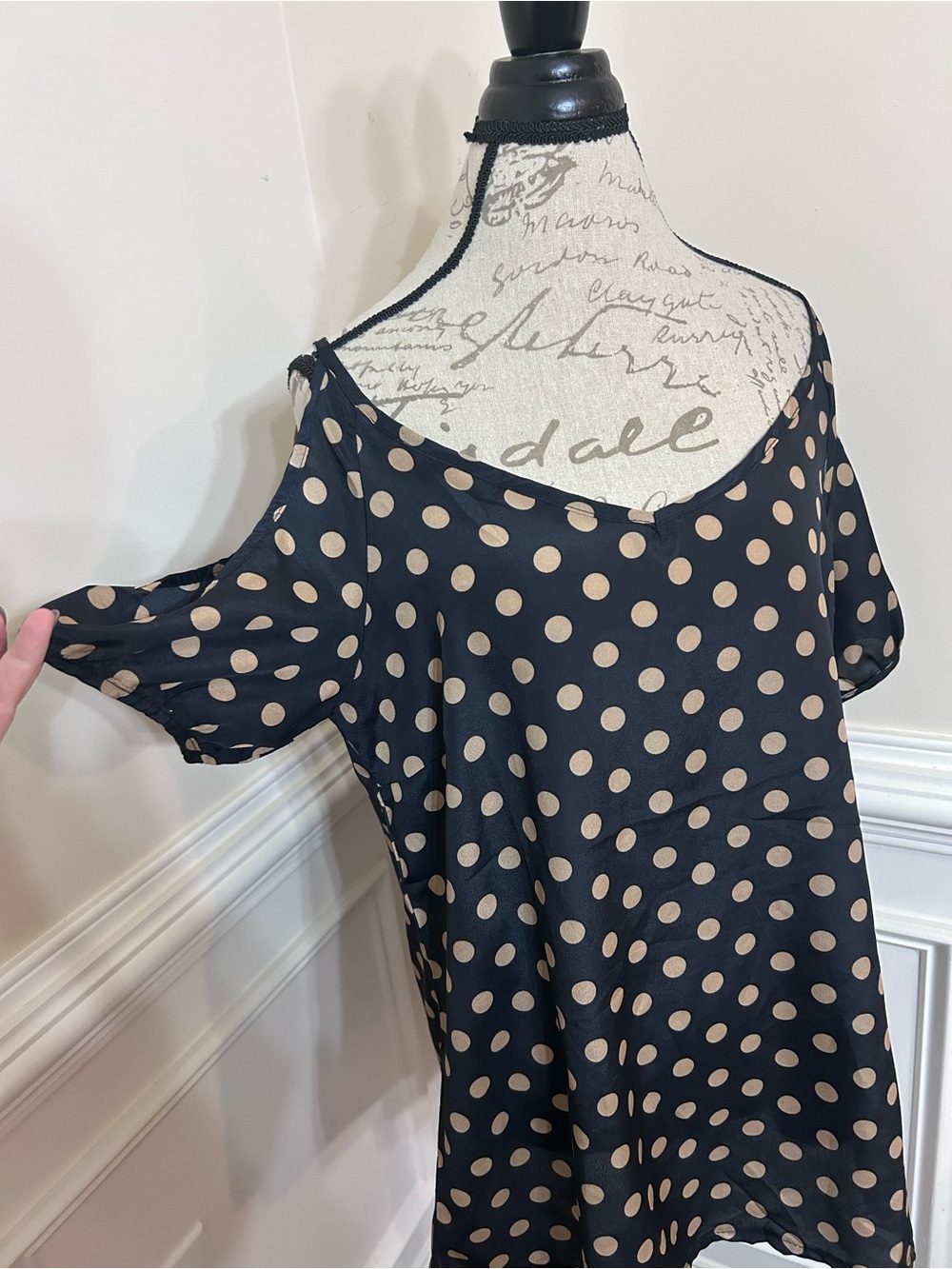 Polka Dot‎ Cold-Shoulder Women’s Top - Black and Tan